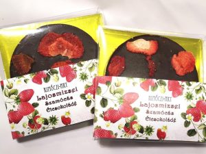 Lajosmizsei Szamócás Étcsokoládé 50g