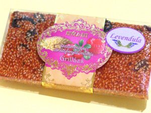 Levendul&aacute;s-szez&aacute;mmagos-v&ouml;r&ouml;s&aacute;fony&aacute;s-m&aacute;ln&aacute;s grill&aacute;zs 90 g